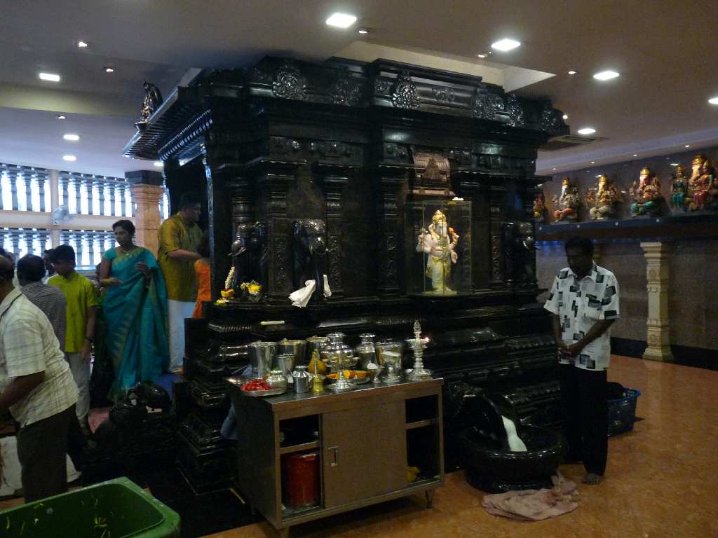 027a.KL - Hindu Temple